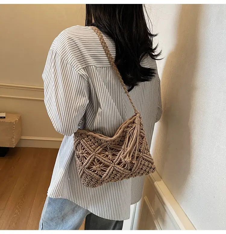 Black Woven Crossbody Tote Bag for Women 2025 — feature 21