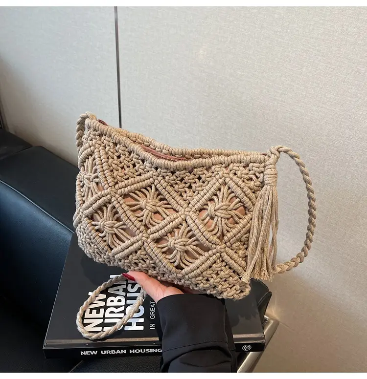 Black Woven Crossbody Tote Bag for Women 2025 — feature 30