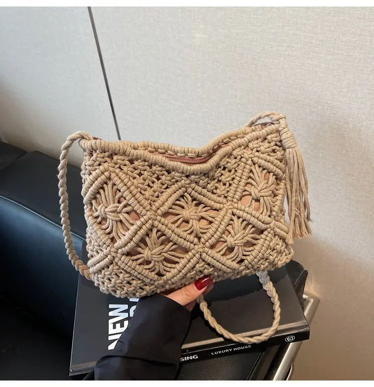 Black Woven Crossbody Tote Bag for Women 2025 — feature 31