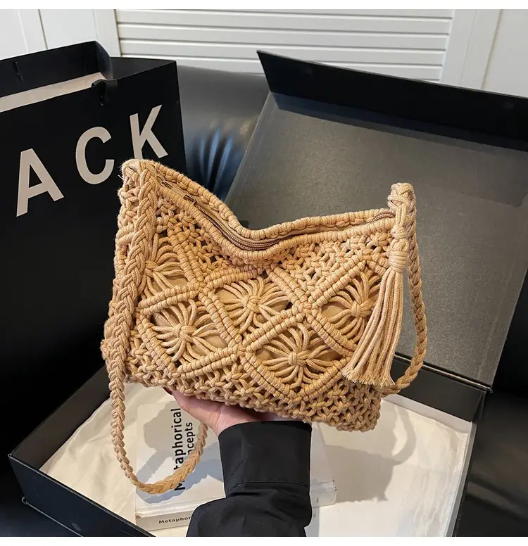 Black Woven Crossbody Tote Bag for Women 2025 — feature 39