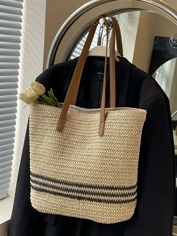 Women's Cross-Stitched Straw Shoulder Bag Large Capacity - Image 5