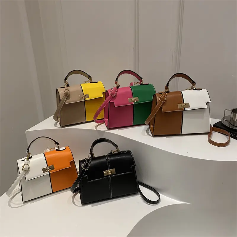 Black Leather Shoulder Bag with Gold Clasp 2025
