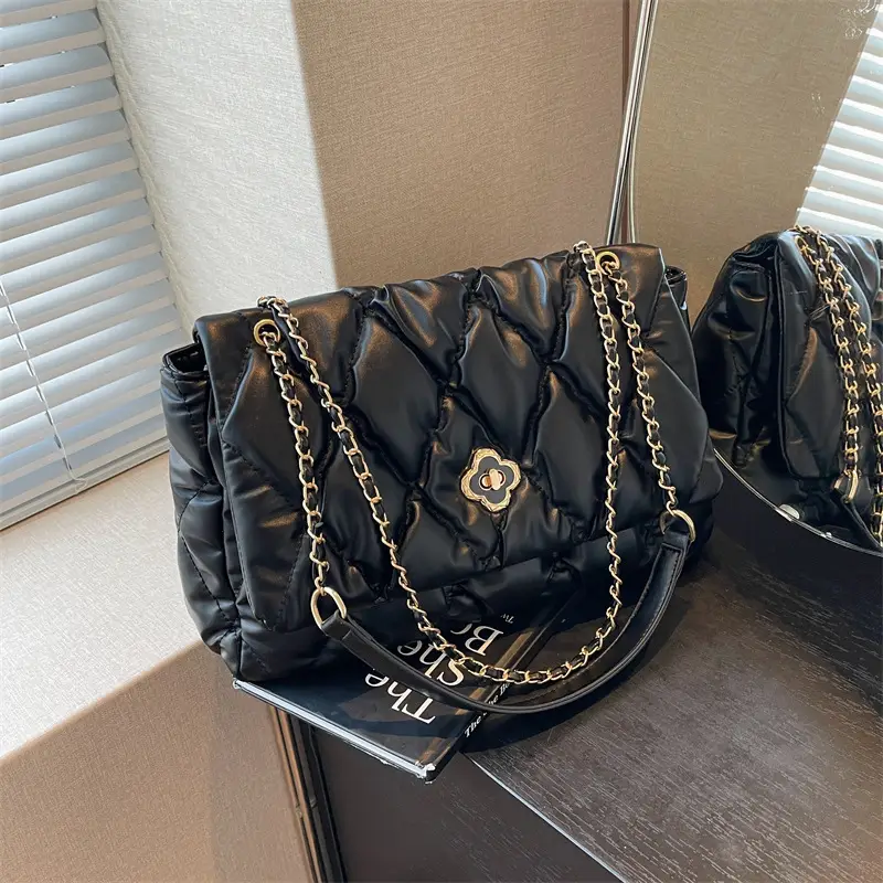 Ringed Chain Bag Women's 2025 New Fashionable Summer Fashion Popular Shoulder Bag Large Capacity Commuter Tote Bag - Image 7