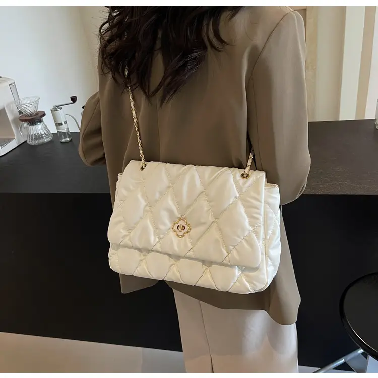 Ringed Chain Bag Women's 2025 New Fashionable Summer Fashion Popular Shoulder Bag Large Capacity Commuter Tote Bag — feature 13