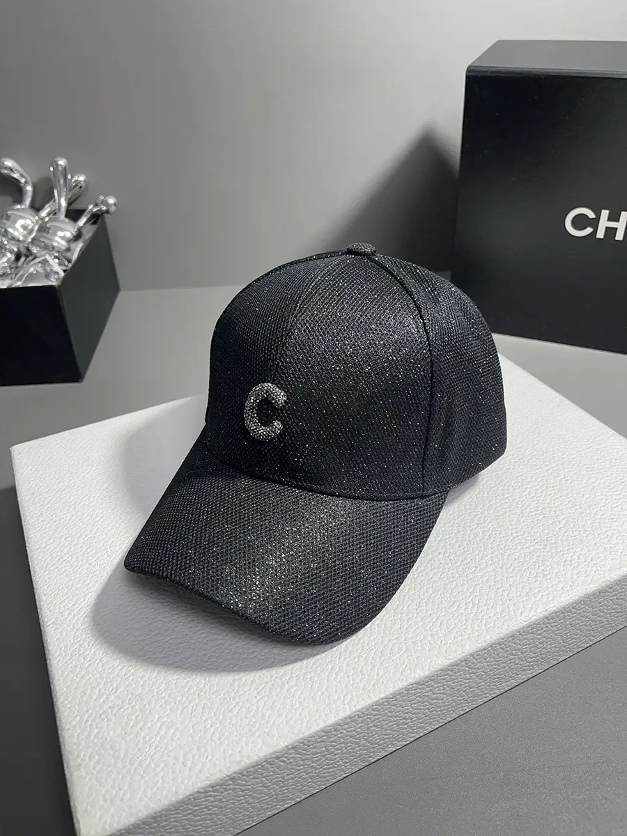 Elegant Pink Sequin Baseball Cap for Women - Image 3