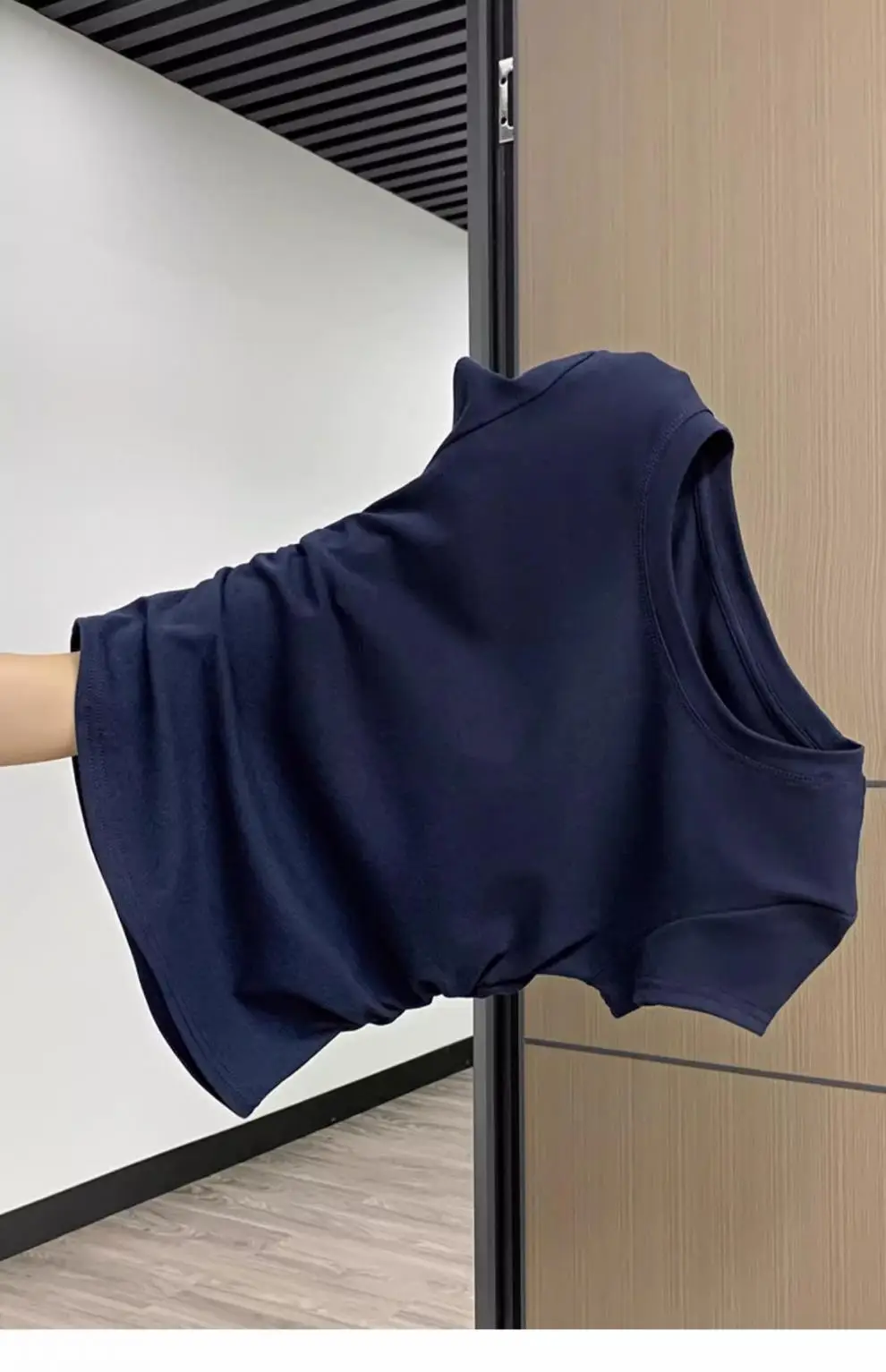 Xizang Blue Shoulder Short-sleeved T-shirt Women's Summer New Design Pleated Waist Round Neck Slim-fit Slim-fit Short Top — feature 6