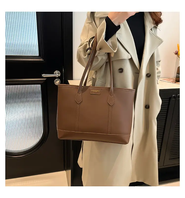 2025 Retro Korean Style Women's Leather Tote Bags — feature 13
