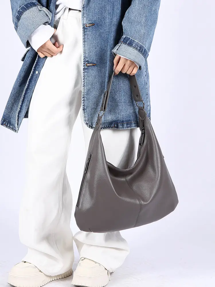 Women's Black Leather Armpit Bag Large Capacity Commuting — feature 21