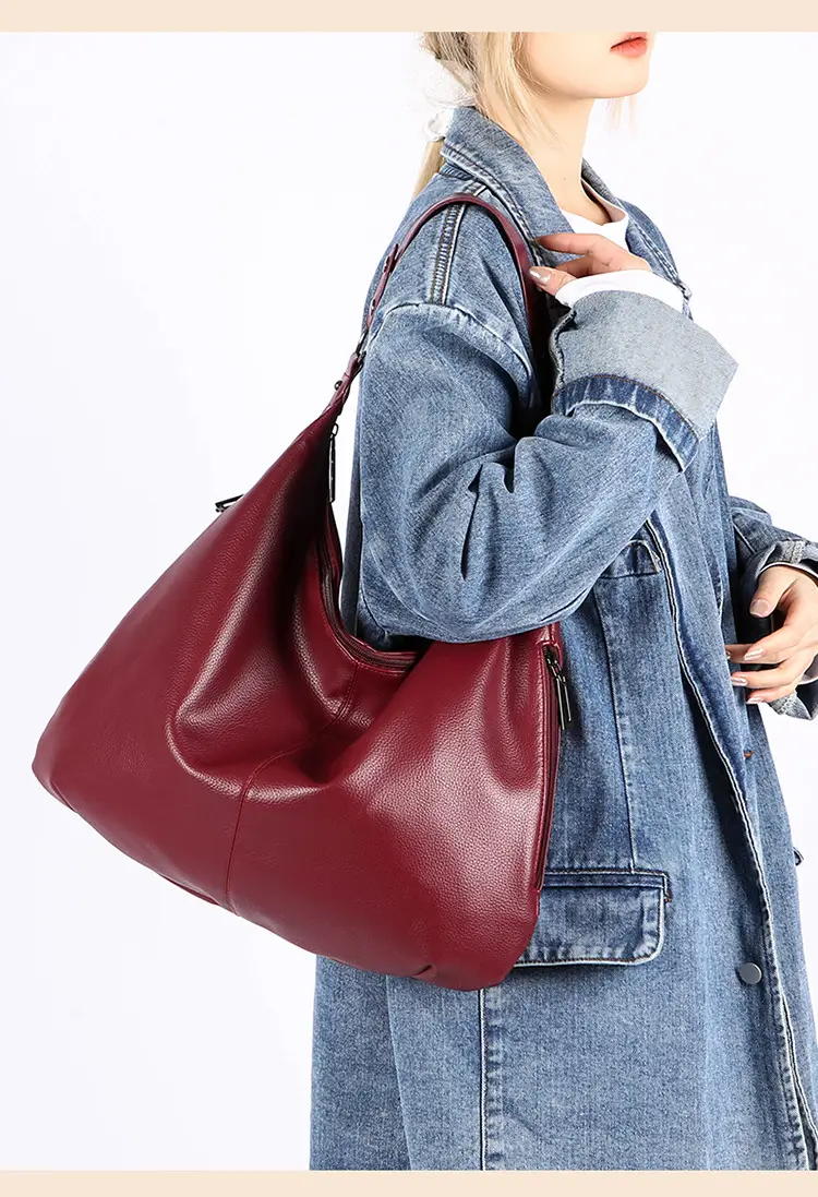 Women's Black Leather Armpit Bag Large Capacity Commuting — feature 3