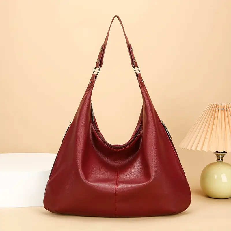 Women's Black Leather Armpit Bag Large Capacity Commuting - Image 3