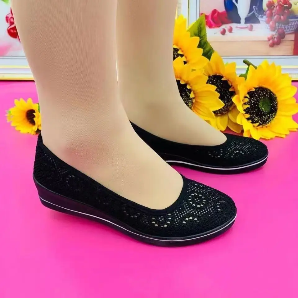 26 Summer White Wedge Flat Hollow Breathable Work Shoes with Soft Soles, Non-Slip Mesh Old Beijing Cloth Shoes for Women - Image 5