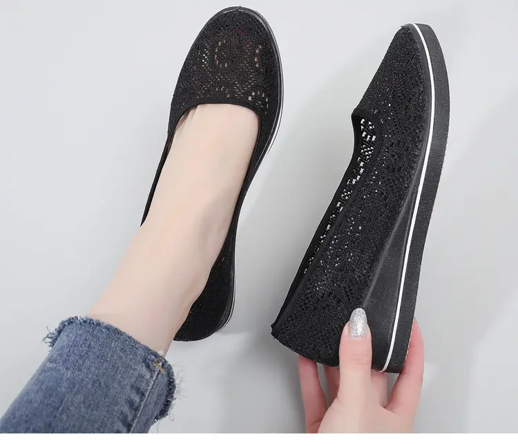 26 Summer White Wedge Flat Hollow Breathable Work Shoes with Soft Soles, Non-Slip Mesh Old Beijing Cloth Shoes for Women — feature 6