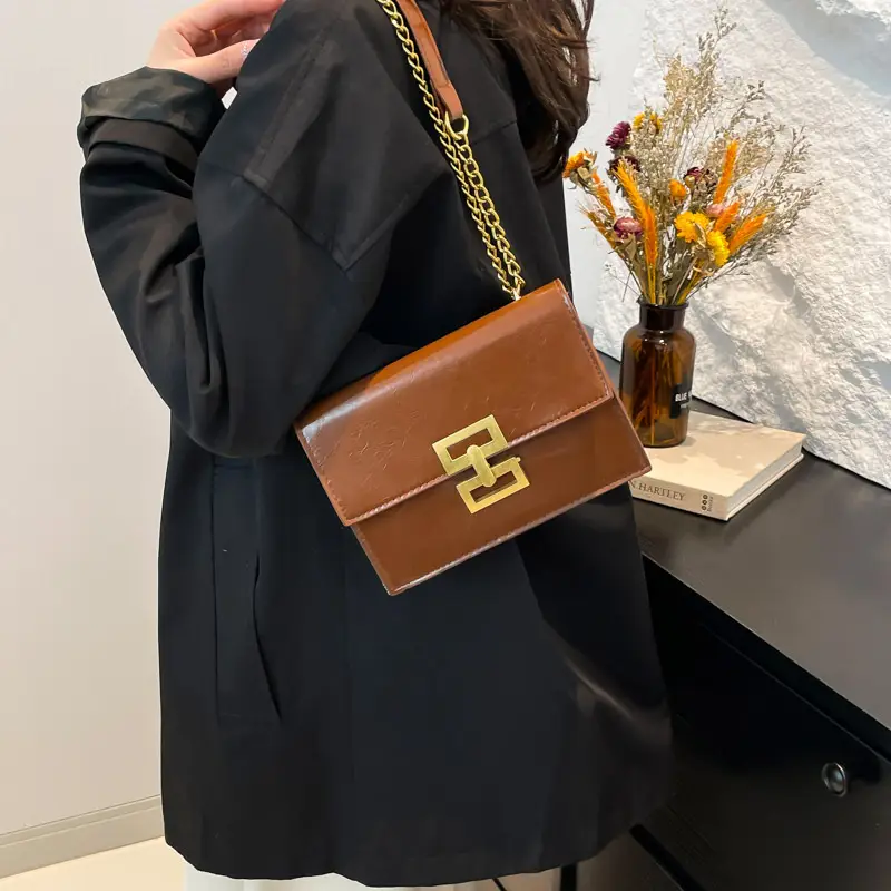 Brown Chain Shoulder Bag for Women 2025 - Image 7