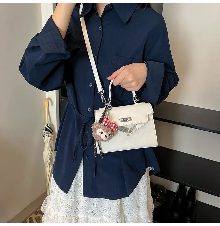 Korean Style Crossbody Bag for Women 2026 — feature 18