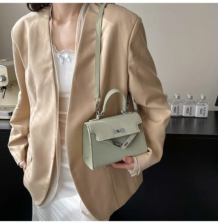 Korean Style Crossbody Bag for Women 2026 — feature 8