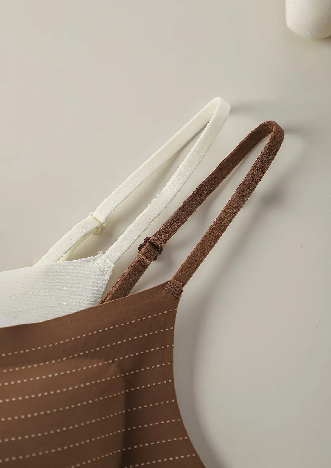 White Two-In-One Bra Vest Large U-Shaped — feature 24