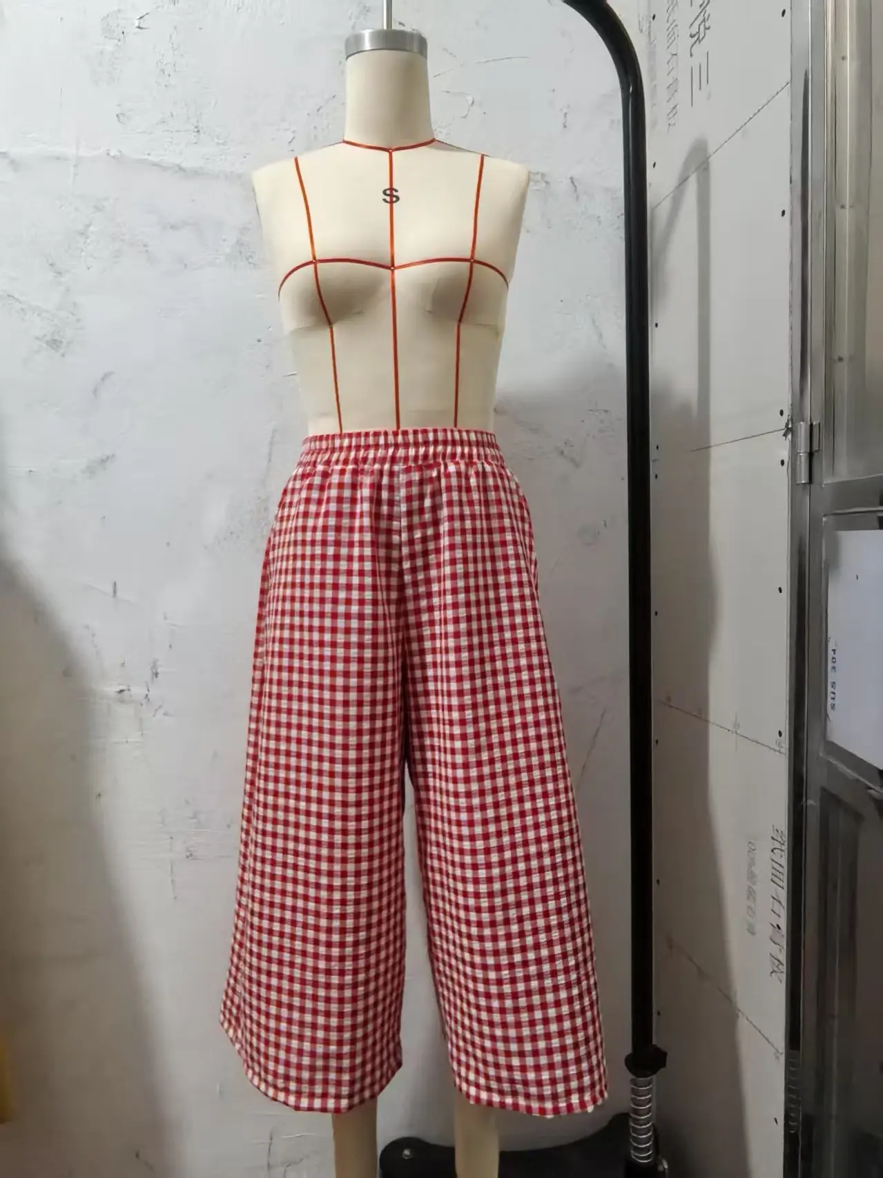 Plus Size Cotton Plaid Wide Leg Pants Skirt Set - Image 5