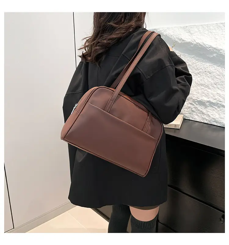 Black Korean Style Large Capacity Shoulder Bag Women Spring 2025 — feature 15