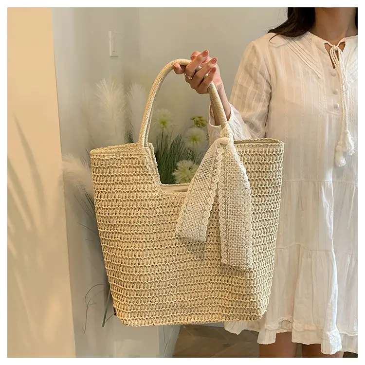 Women's French Woven Shoulder Bag Large Capacity Beige — feature 17