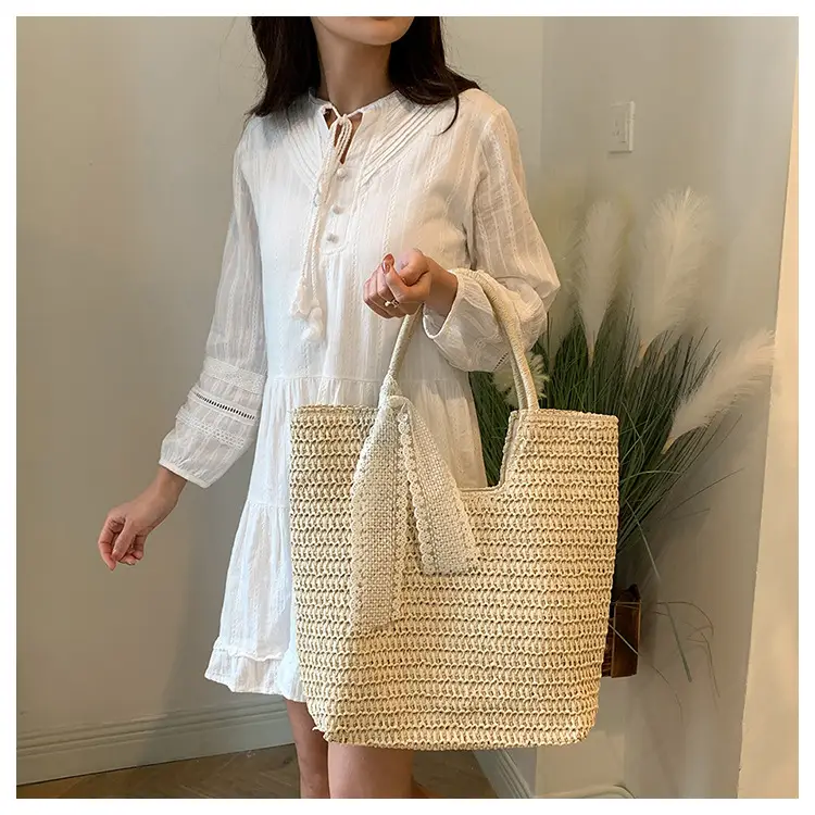 Women's French Woven Shoulder Bag Large Capacity Beige — feature 19