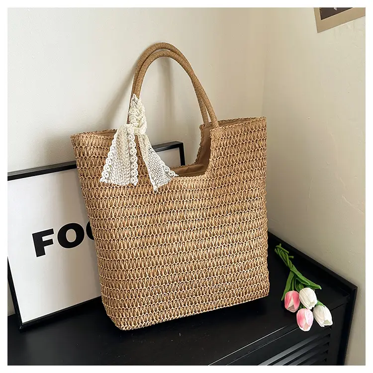 Women's French Woven Shoulder Bag Large Capacity Beige — feature 23
