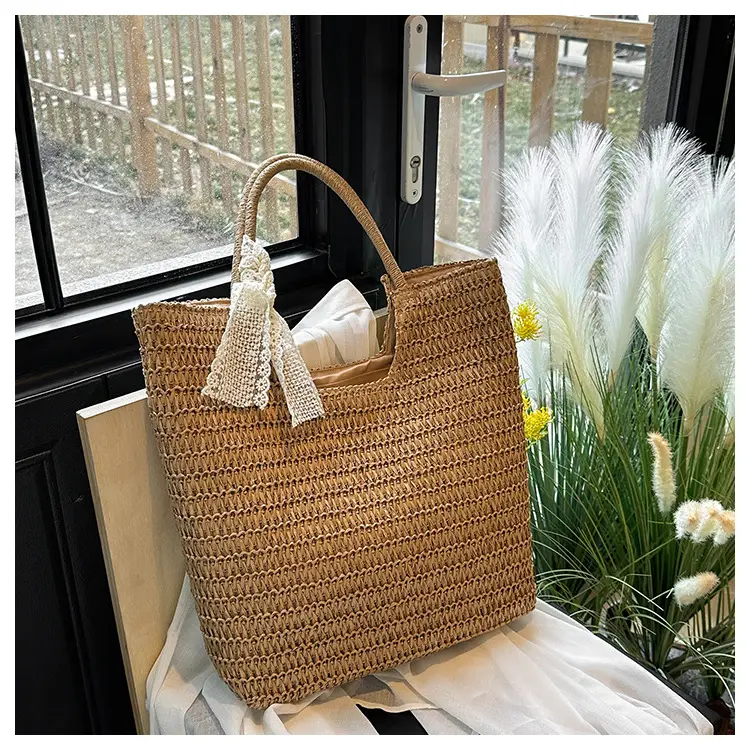 Women's French Woven Shoulder Bag Large Capacity Beige — feature 27