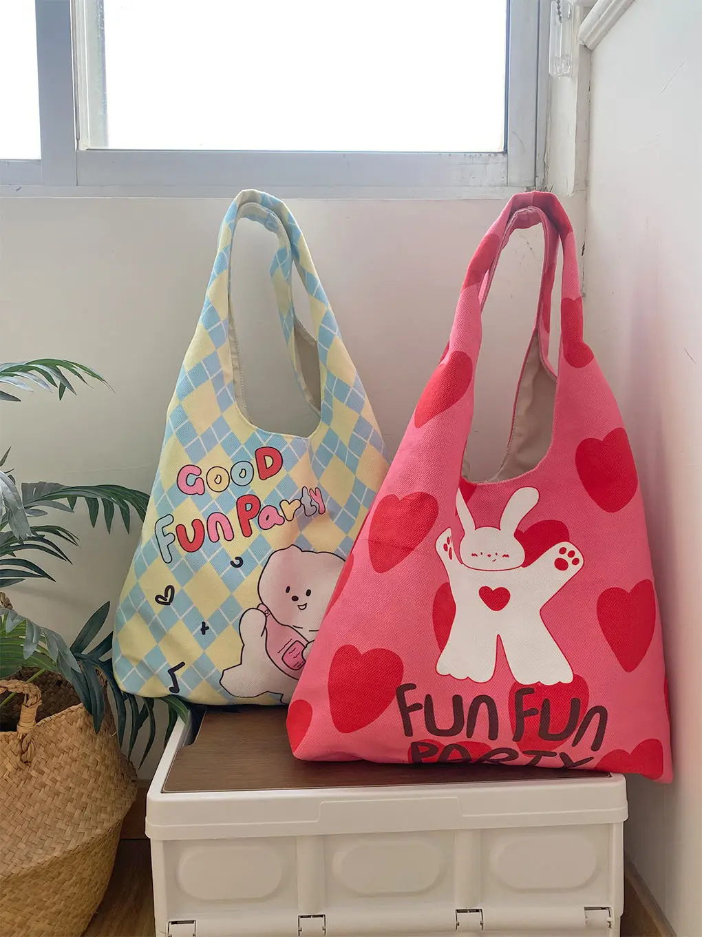 Cute Cartoon Shoulder Bags for College Students — feature 6