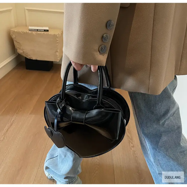 Heart-Shaped Bowknot Shoulder Bag for Women — feature 80
