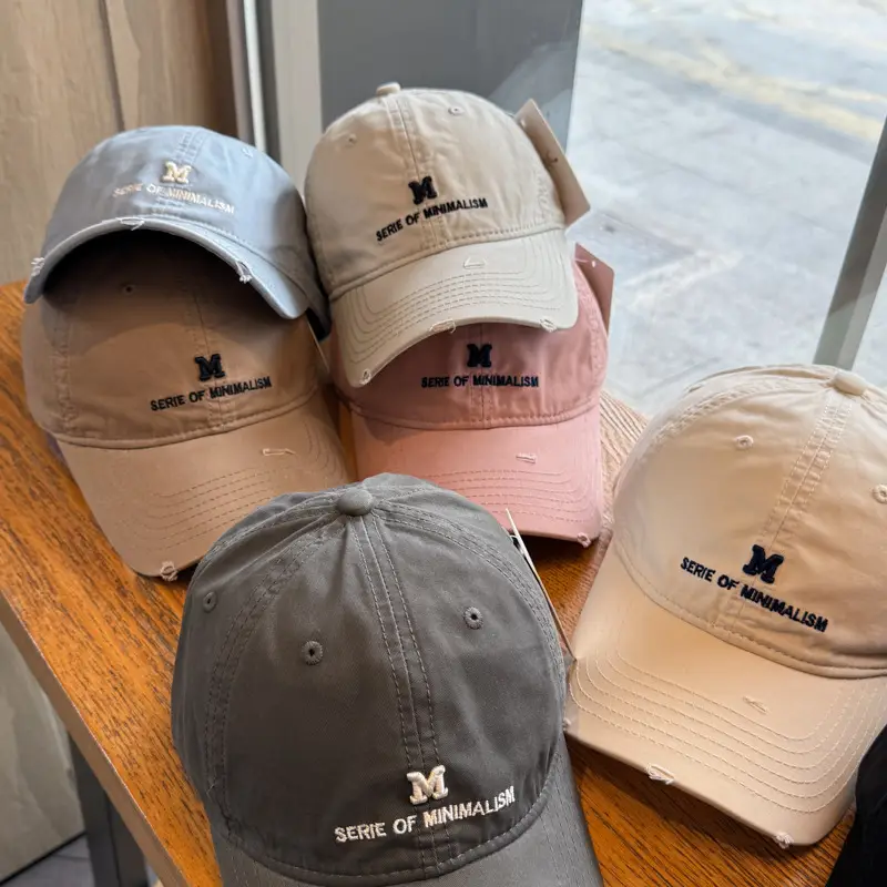 Duck Tongue Baseball Cap Small Beige Series of Minimalism — feature 11