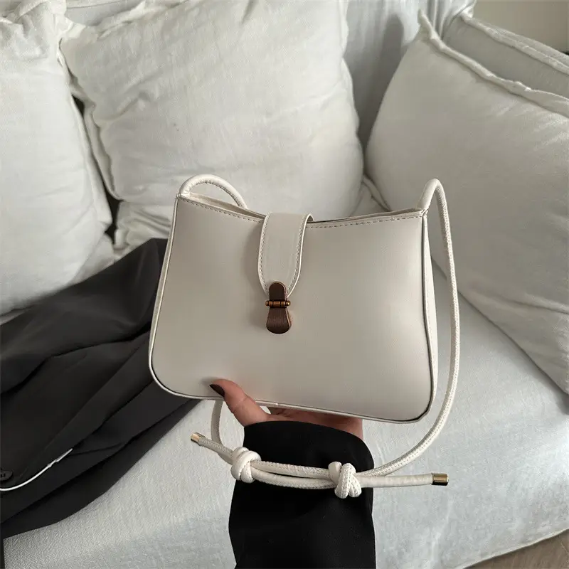 Women's Vintage Underarm Bag Brown Square Commuting Shoulder Crossbody
