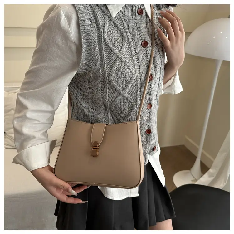 Women's Vintage Underarm Bag Brown Square Commuting Shoulder Crossbody — feature 13