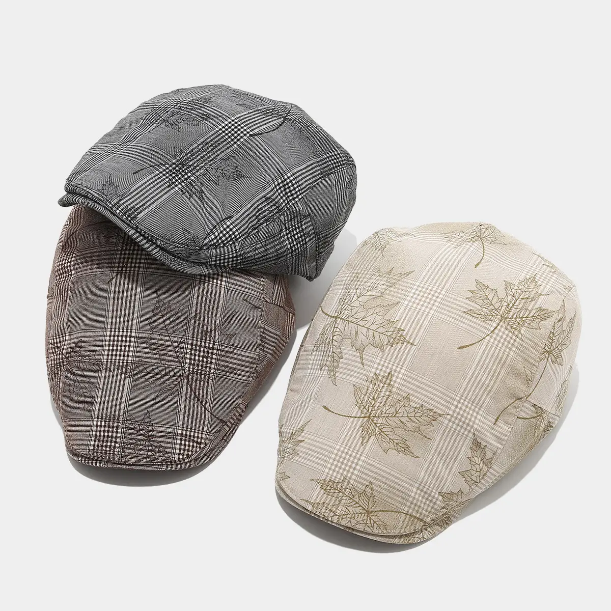 Men's Plaid European Leaf Cap Spring Summer Forward — feature 3