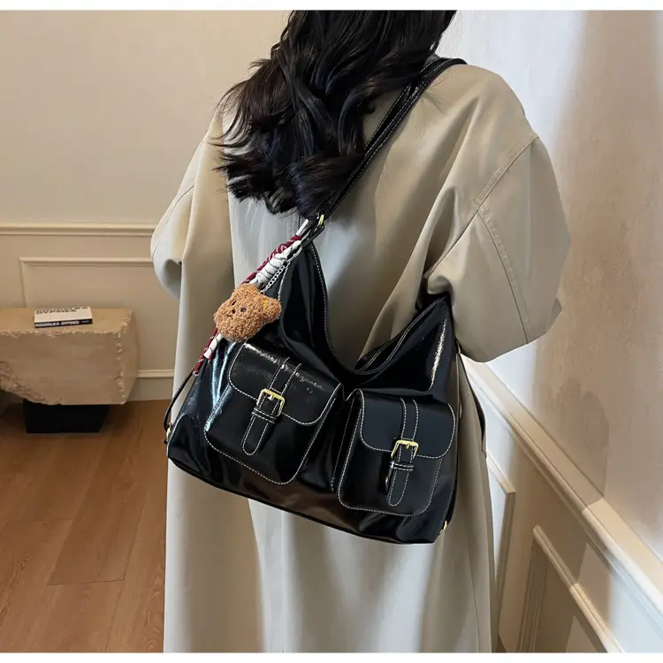 Black Crossbody Bag with Heart Charm for Women — feature 16