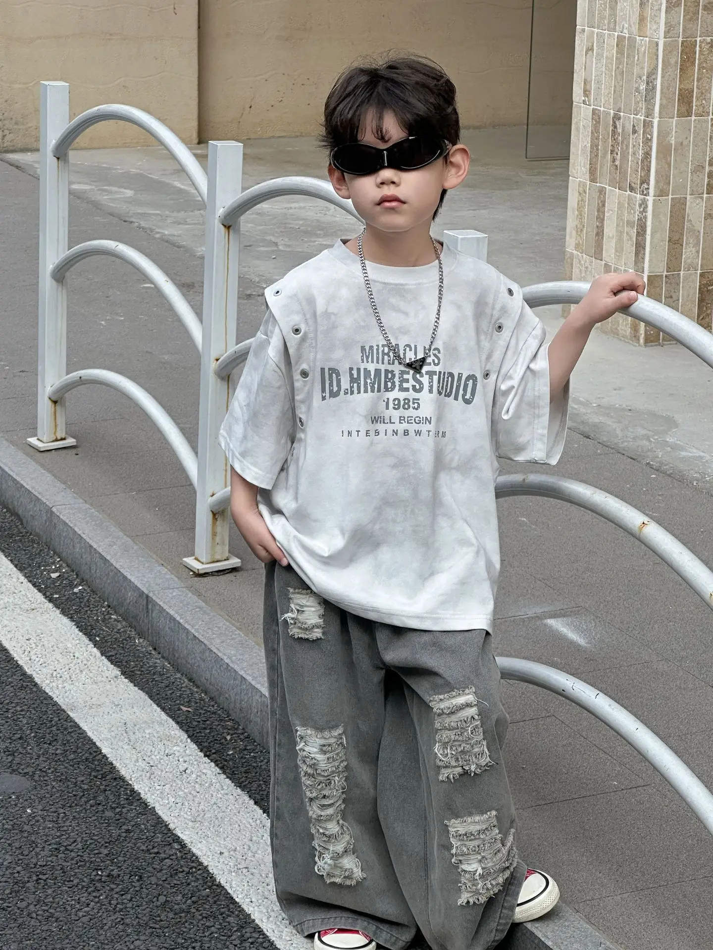 Kids Boys Korean Style Grey T-Shirt 2025 Summer — feature 2