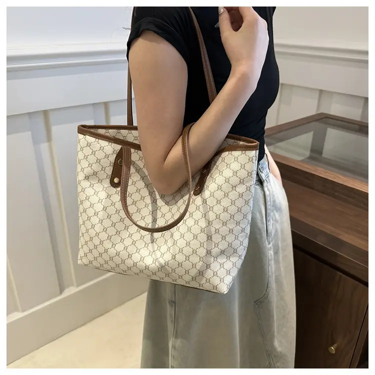 Korean Style Plaid Shoulder Bag with Matching Tote — feature 11