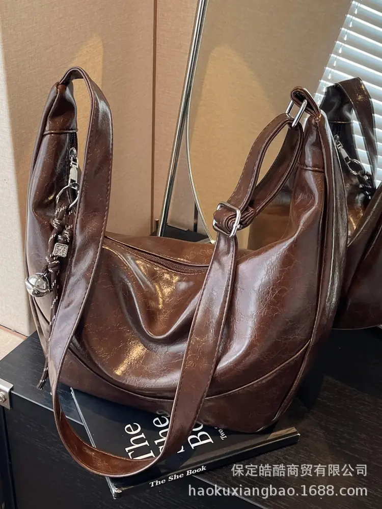 Brown Leather Shoulder Bag for Women 2025 - Image 11