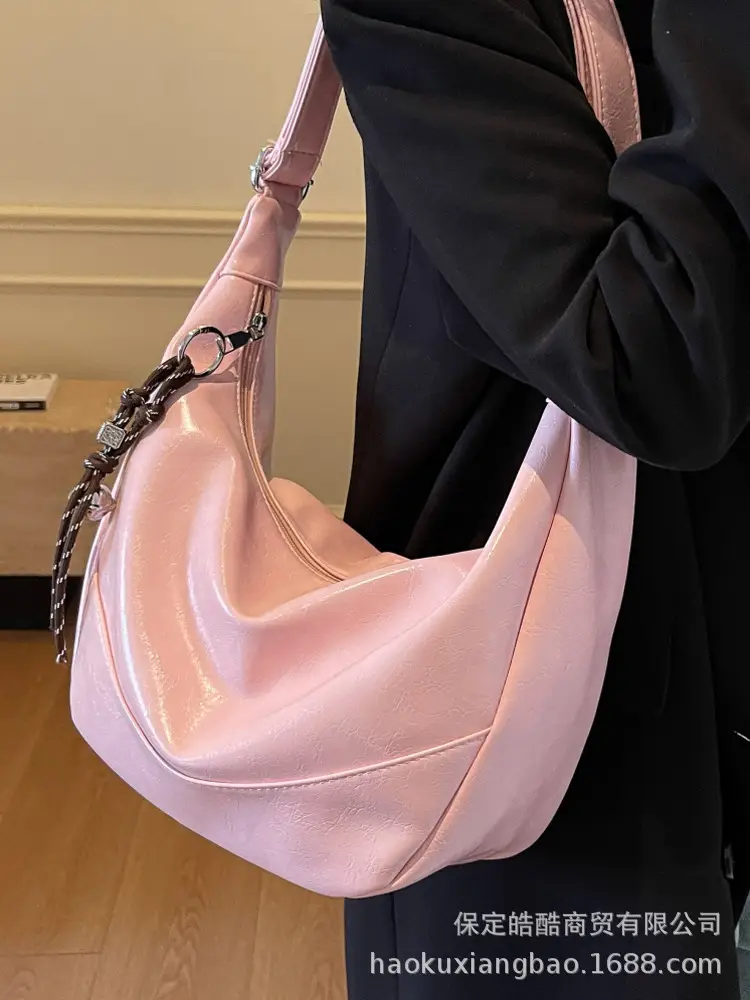 Brown Leather Shoulder Bag for Women 2025 - Image 13