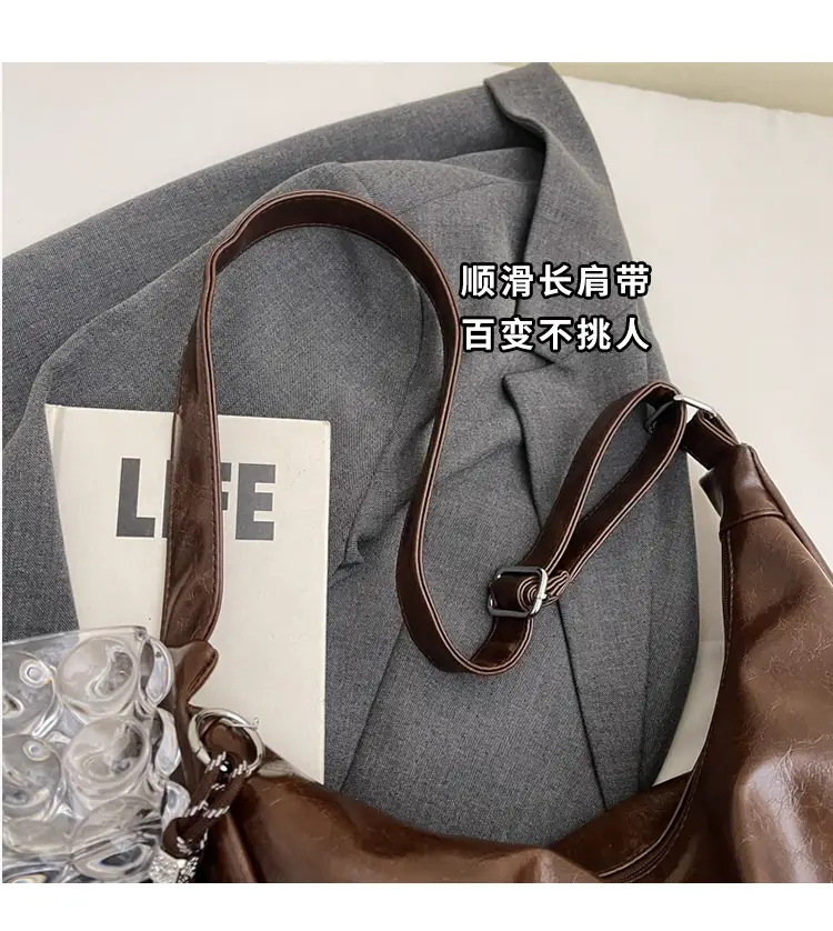 Brown Leather Shoulder Bag for Women 2025 — feature 2