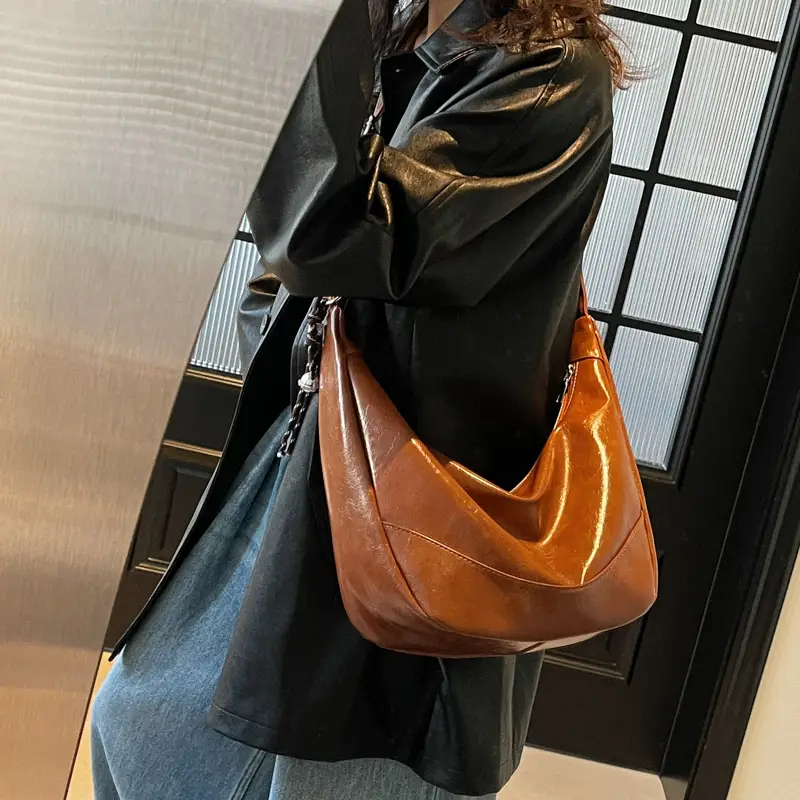 Brown Leather Shoulder Bag for Women 2025 - Image 9