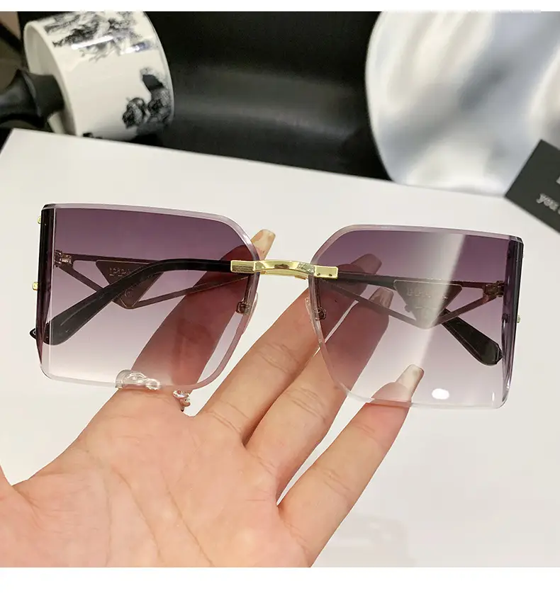 Women's Hollow Frame Sunglasses Blue Cut Edge Curved Shade โ feature 13