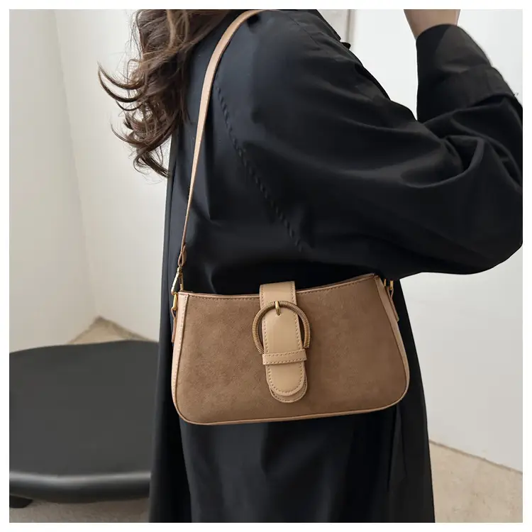 Frosted Deerskin Women's Shoulder Bag 2025 — feature 10