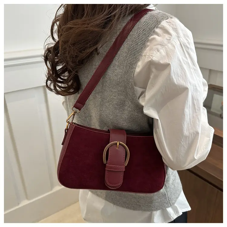 Frosted Deerskin Women's Shoulder Bag 2025 — feature 15