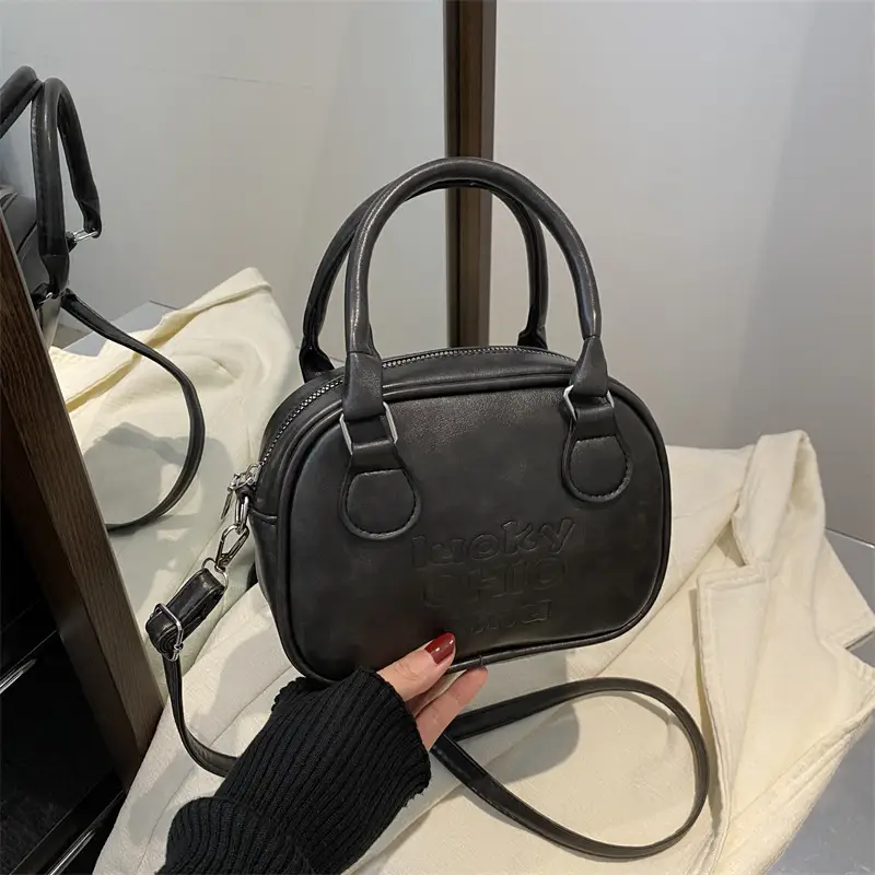 Women's 2025 Large Capacity Korean Style Shoulder Crossbody Bag - Image 6
