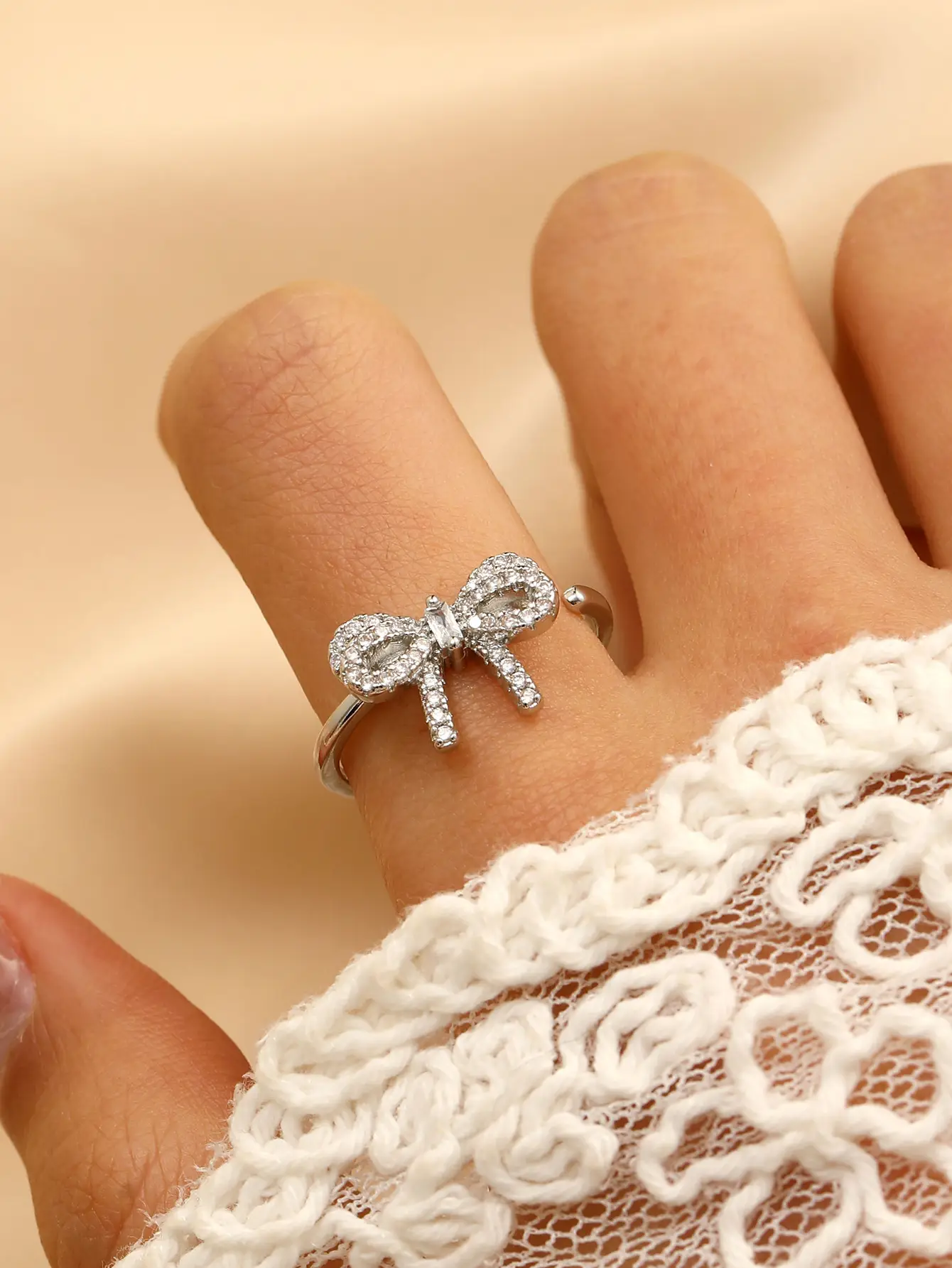 Bow Design Open Finger Ring for Women Silver — feature 23