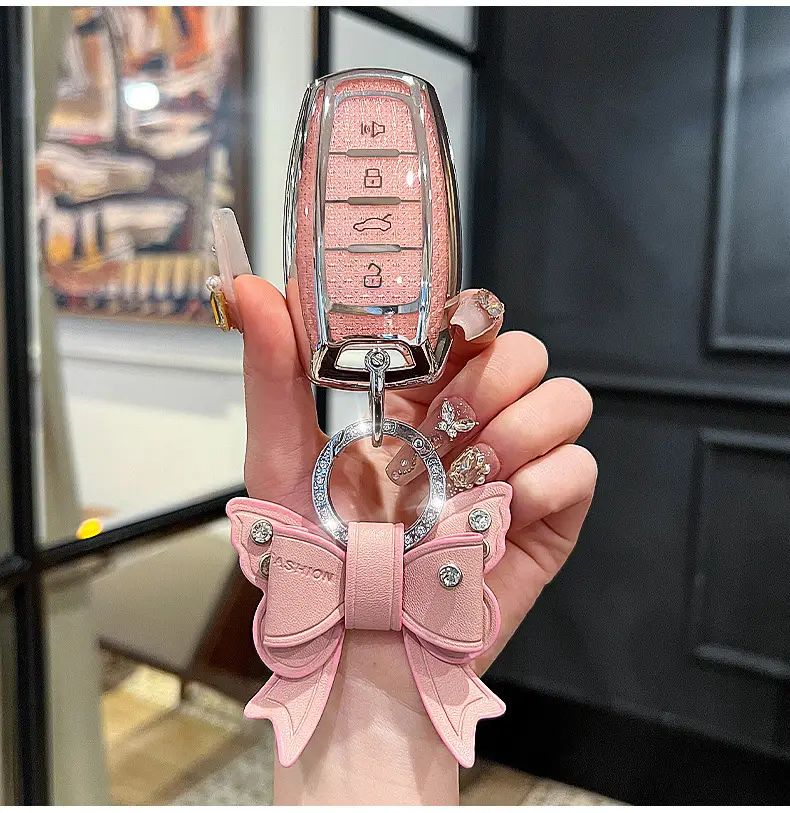 Great Wall Haver Key Set with Red Rabbit & Buckle — feature 4