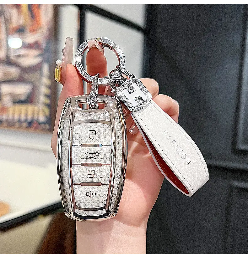 Great Wall Haver Key Set with Red Rabbit & Buckle — feature 6