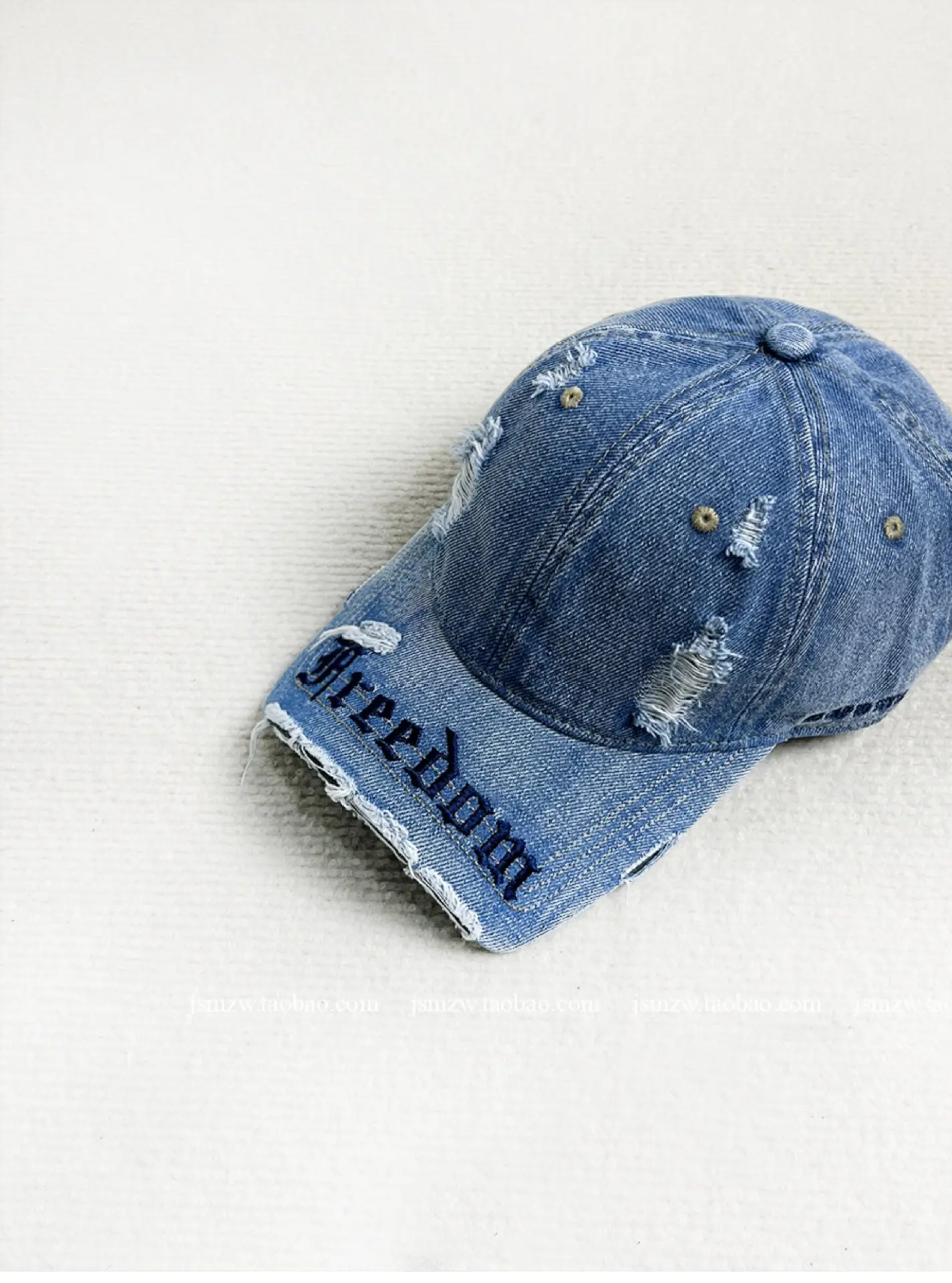 Women's Korean Style Brim Cap Navy Maroon Free Doom — feature 5