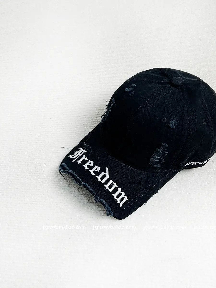 Women's Korean Style Brim Cap Navy Maroon Free Doom