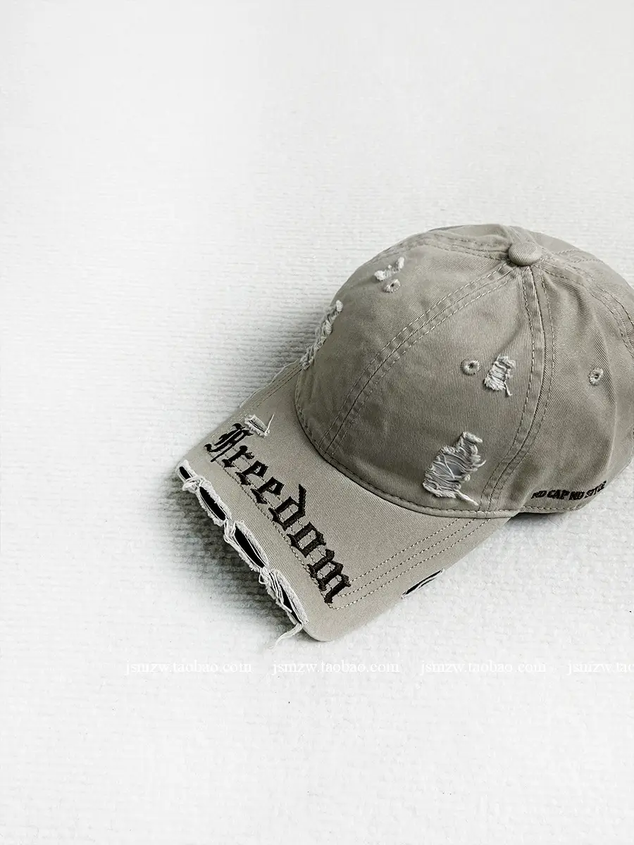 Women's Korean Style Brim Cap Navy Maroon Free Doom