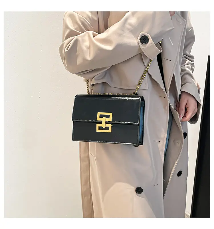 Red Chain Shoulder Bag with Lock Buckle Design — feature 19